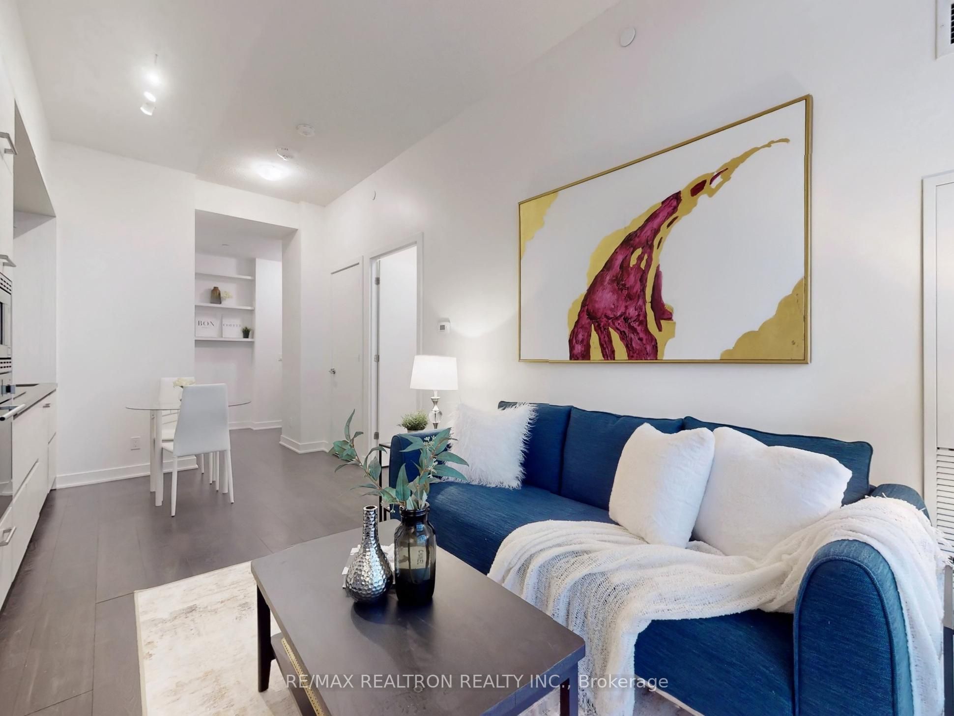 Additional image 4 of 213-2221 Yonge Street, Toronto, ON, M4S 0B8