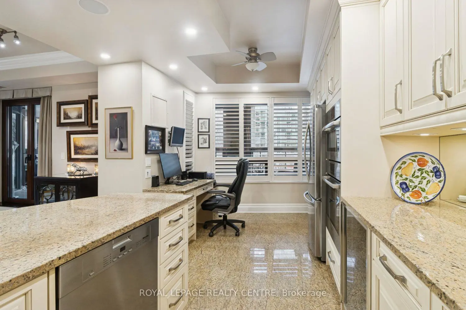 Additional image 9 of 2095 Lake Shore Boulevard 220