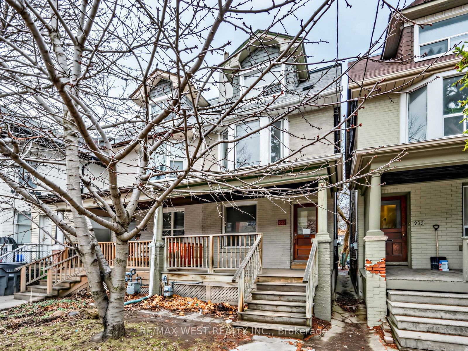 937 Bathurst Street, Toronto, ON, M5R 3G4