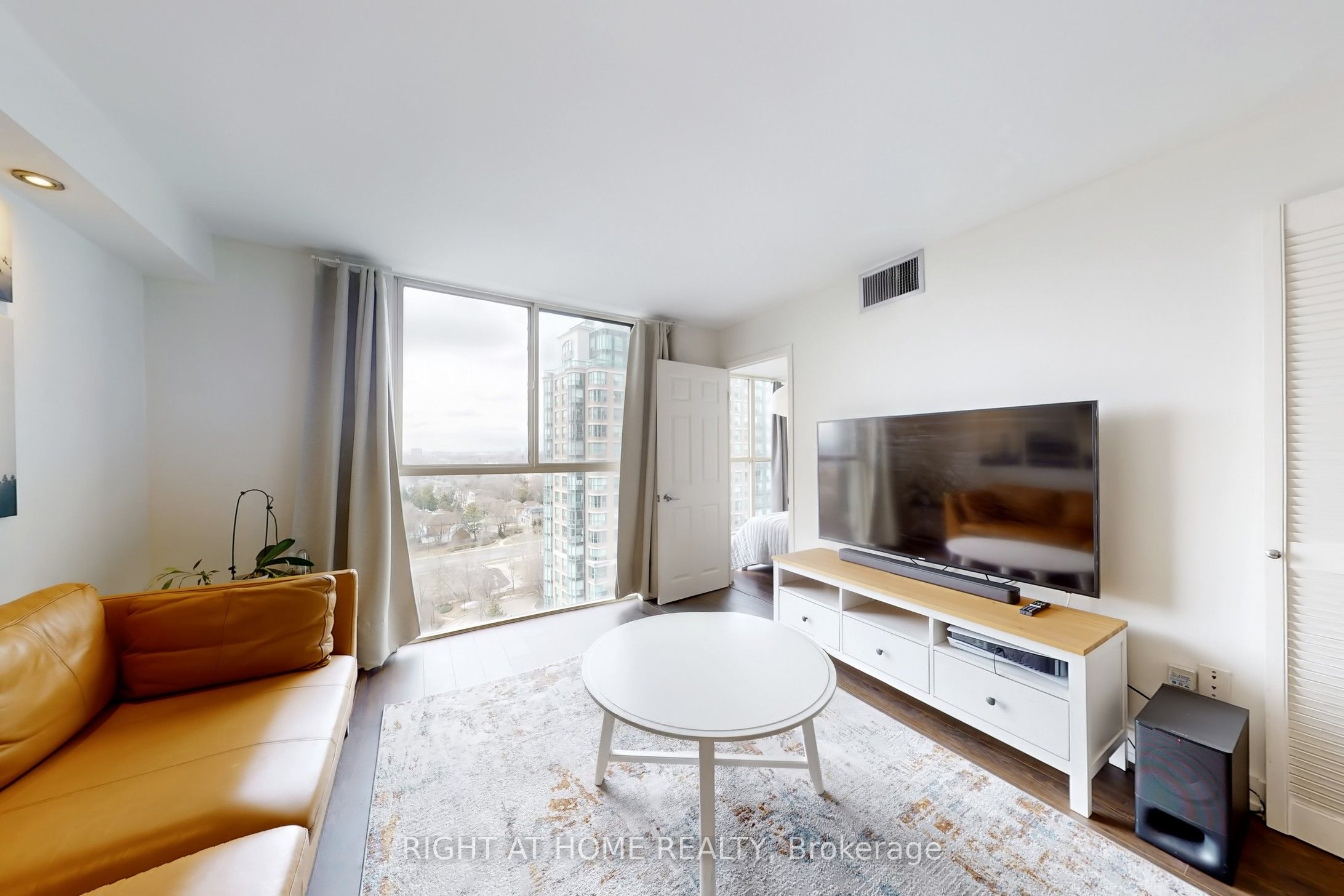 Additional image 4 of 1404-5460 Yonge Street, Toronto, ON, M2N 6K7