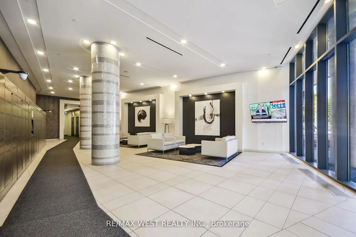 Additional image 10 of 51 East Liberty Street 607