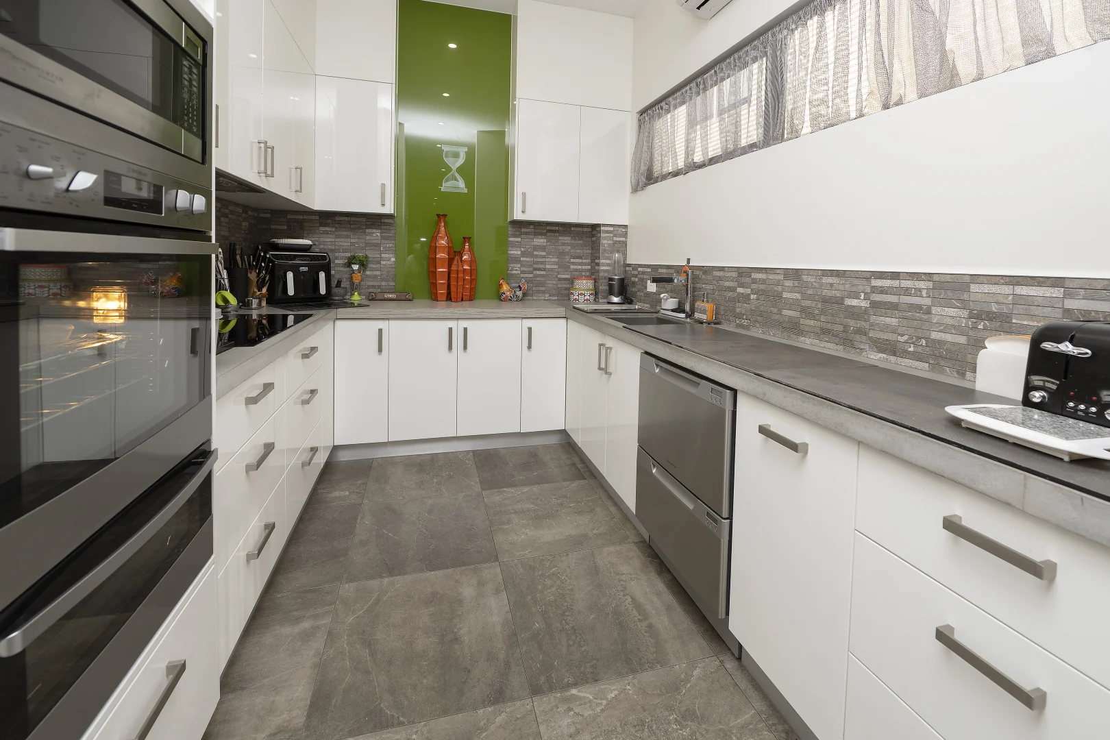 Additional image 8 of 37 Parkside Avenue, Swan Hill VIC 3585