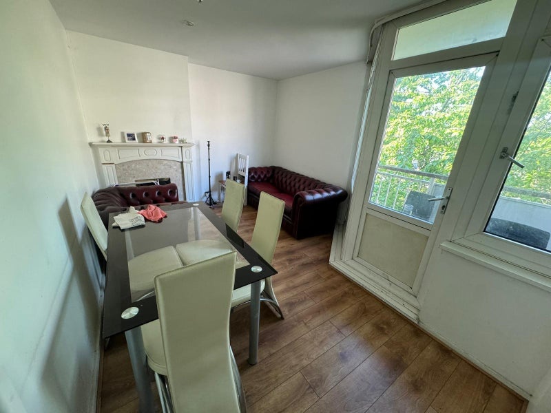 Additional image 2 of Room in a Shared House, London United Kingdom, E1, N1 7GU