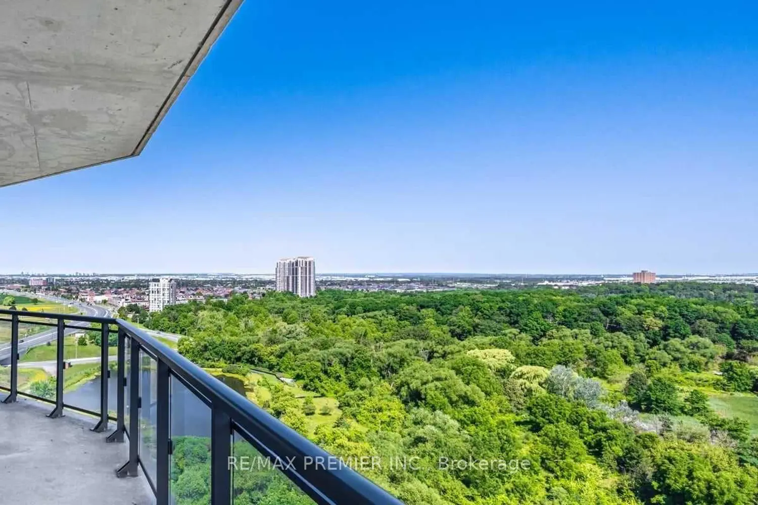 Additional image 18 of 840 Queens Plate Drive 1405