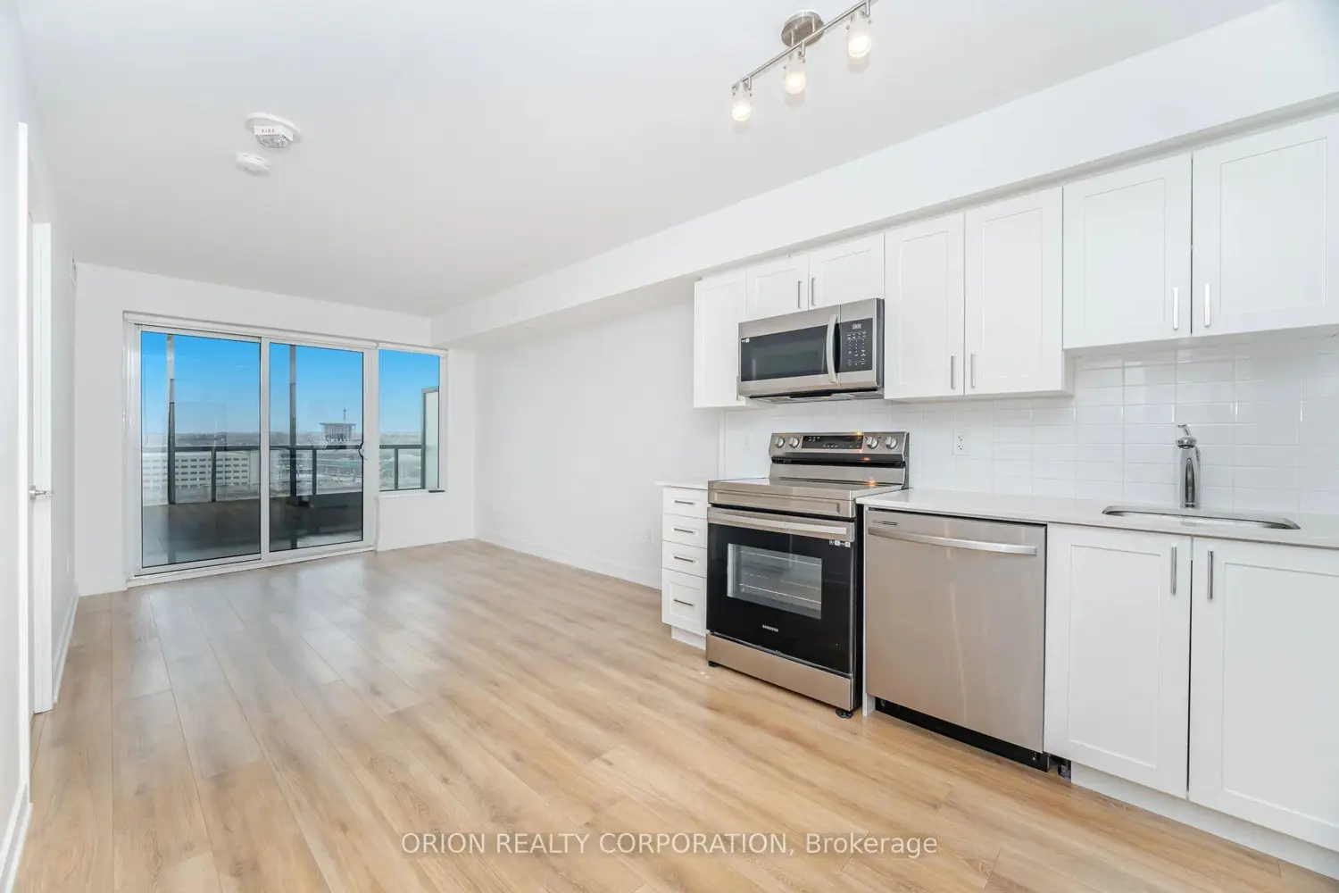 1480 Bayly Street 1103