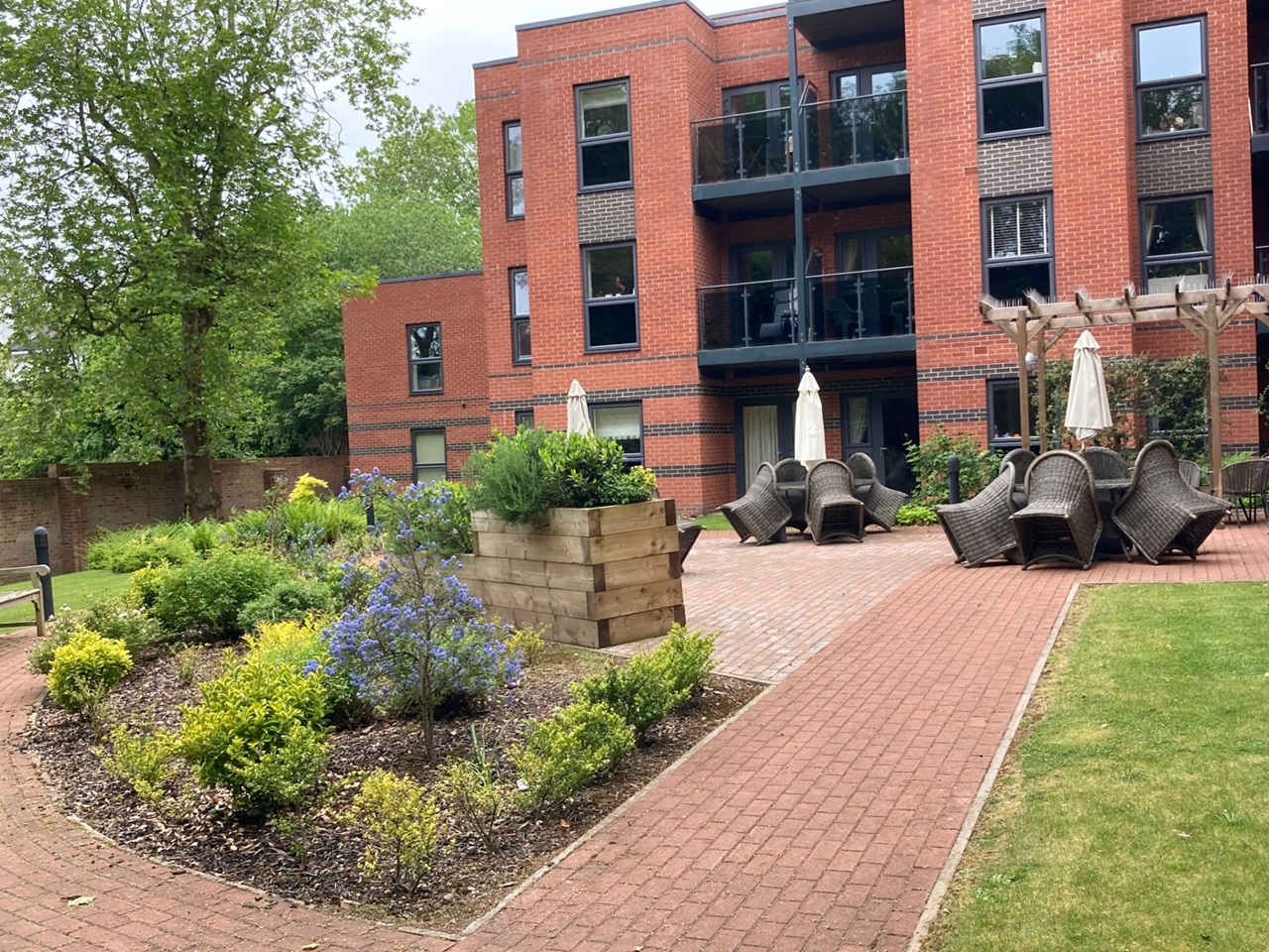 2 Bed Flat, Mccarthy Stone Assisted Lvg Ryland P, B15, N1 7GU