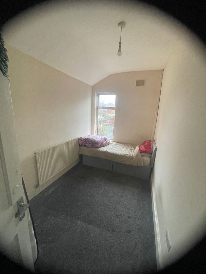 Additional image 2 of Room in a Shared Flat, Evelyn Road, B11, B11 3JH