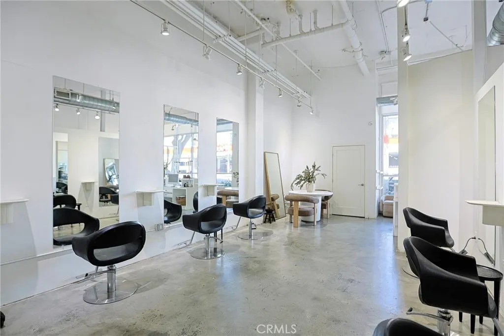 Additional image 3 of S Arroyo Parkway, Pasadena, CA 91105