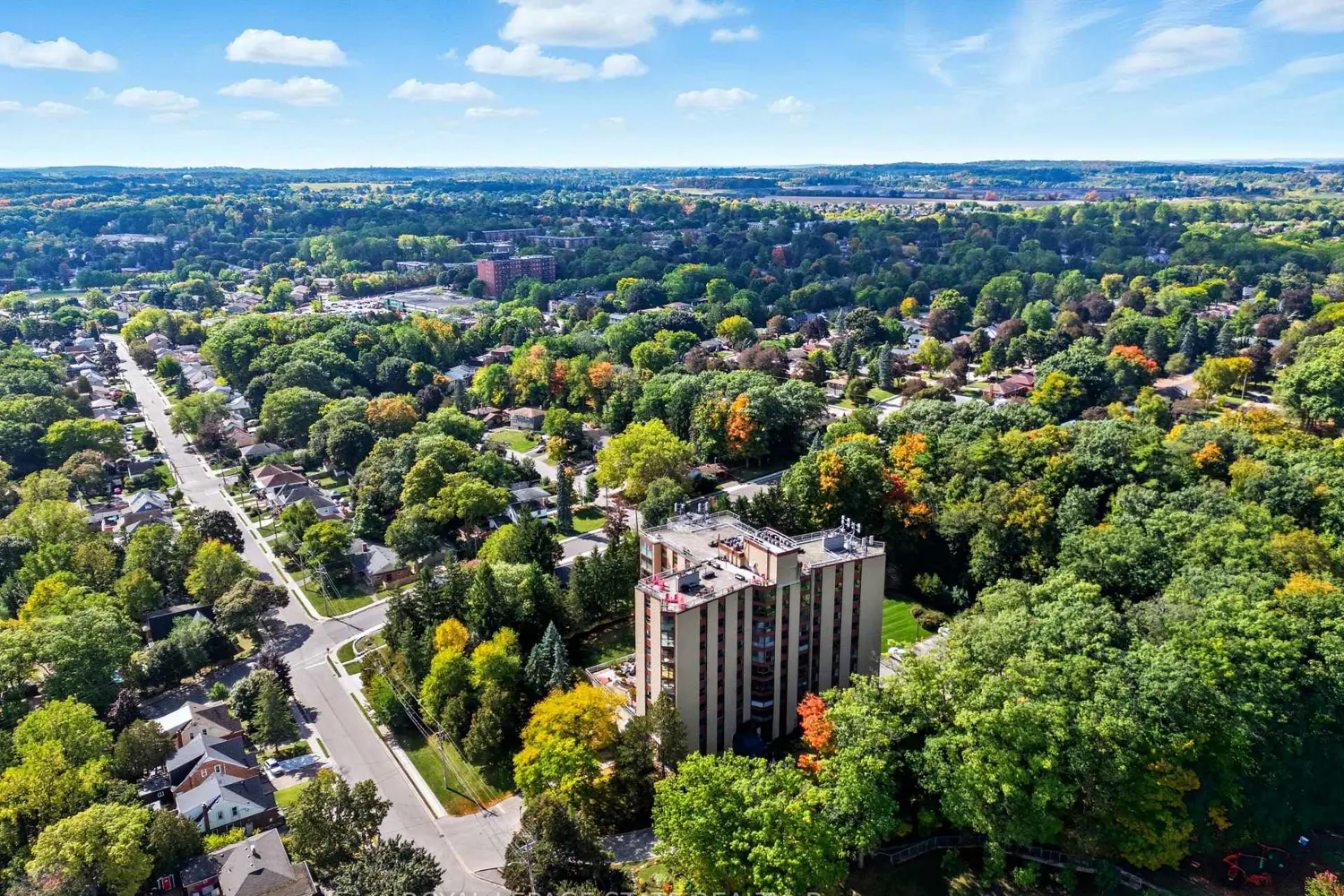 Additional image 18 of 20 Berkley Street 702