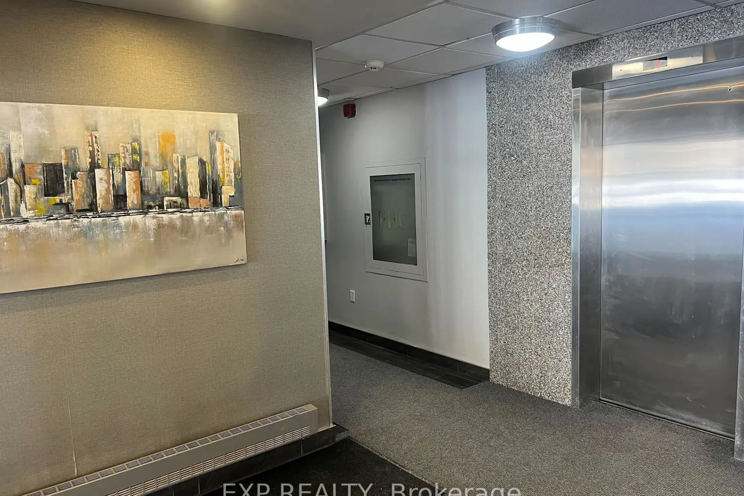 Additional image 18 of 1660 Bloor Street 208