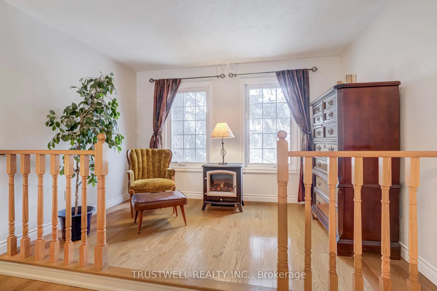 Additional image 12 of 82 Long Island Crescent