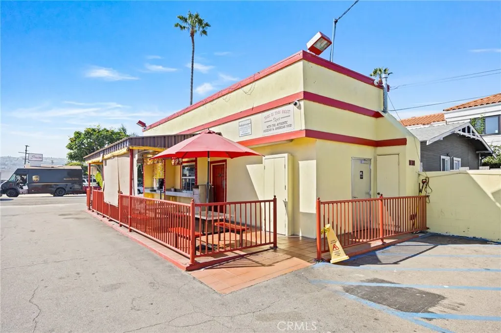 Additional image 15 of 921 S Pacific Coast Ave, Redondo Beach, CA 90277