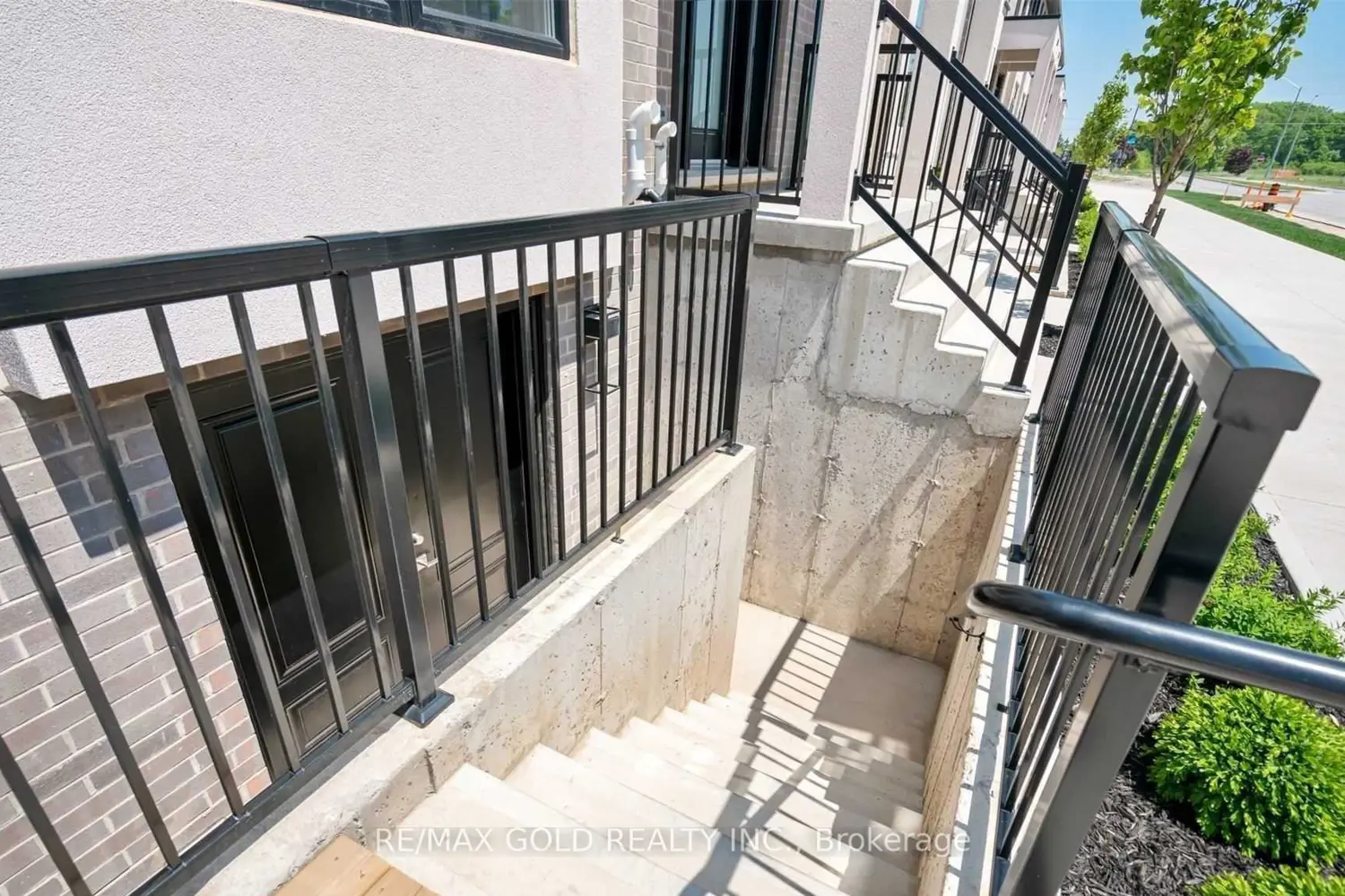 Additional image 13 of 141 Summersides Boulevard