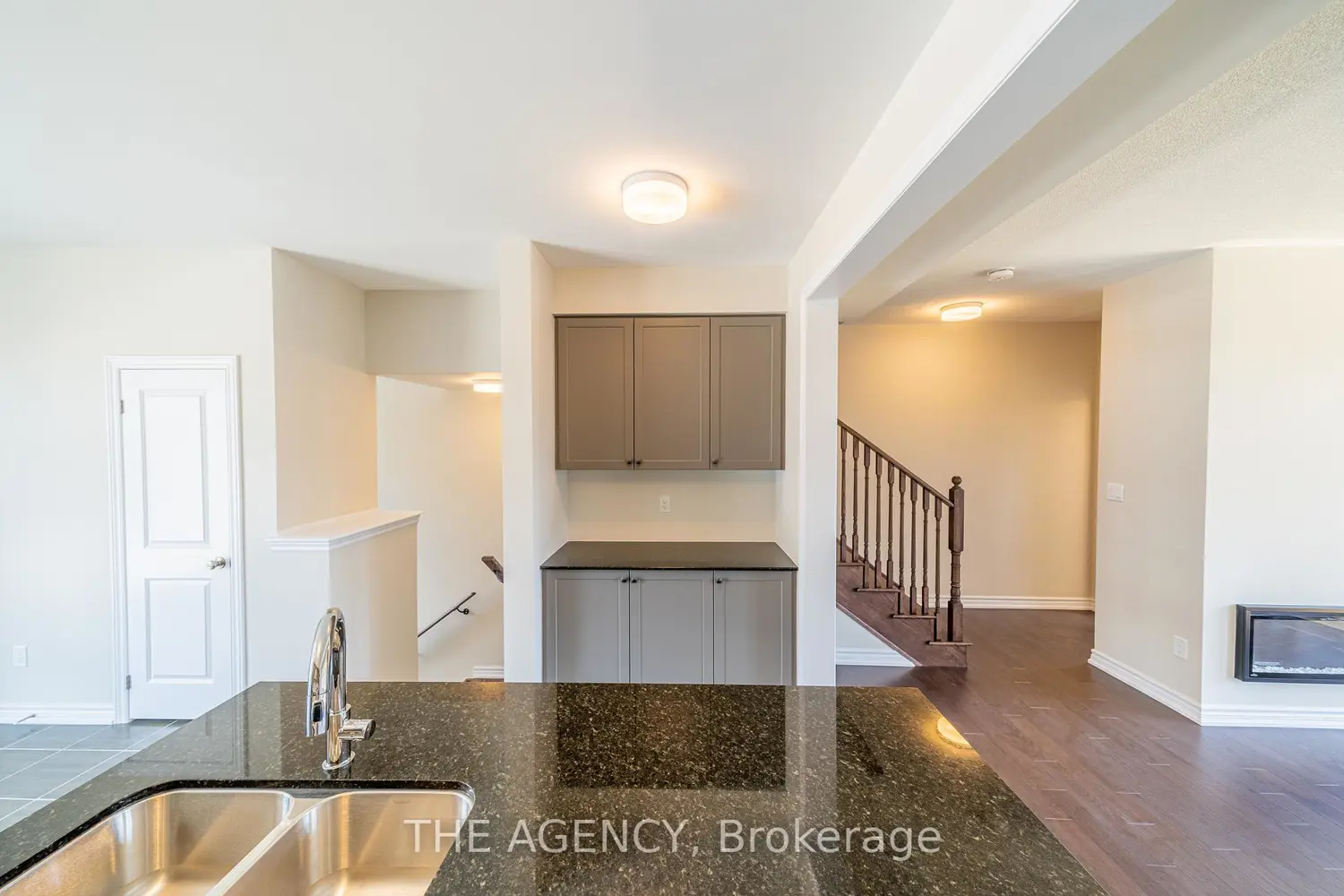 Additional image 5 of 56 Douet Lane