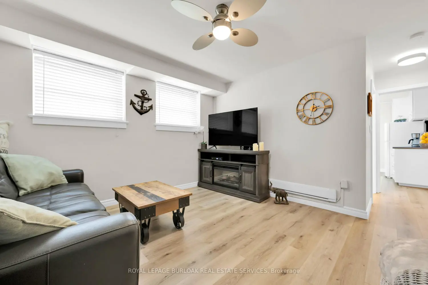 Additional image 12 of 1347 Lakeshore Road 24