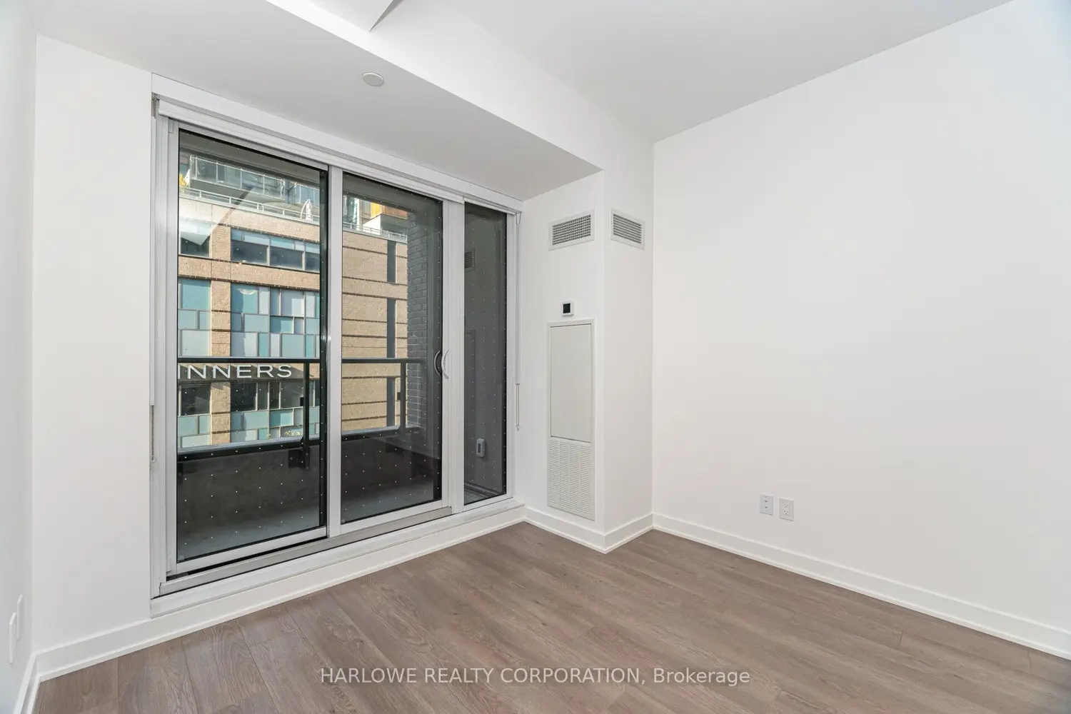 Additional image 11 of 543 Richmond Street 406