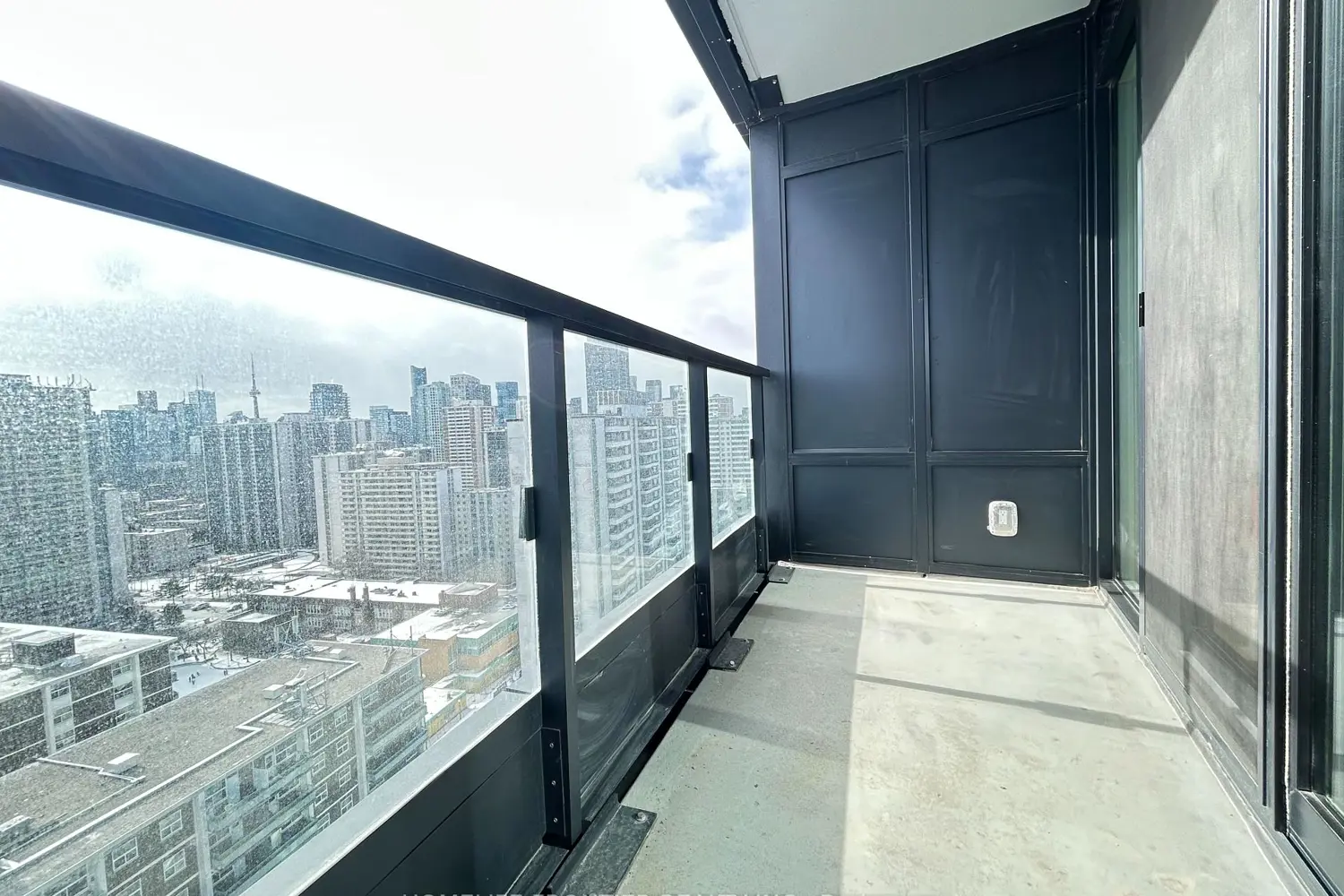 Additional image 16 of 585 Bloor Street 2219