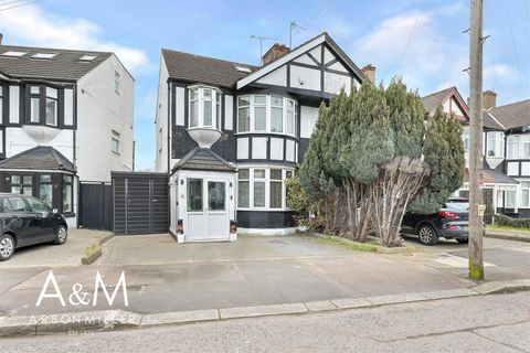 Greystone Gardens, Barkingside IG6