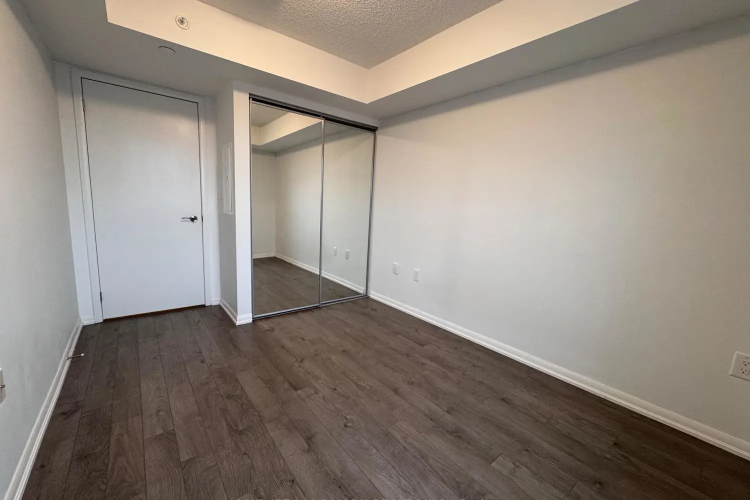Additional image 8 of 3091 Dufferin Street 208