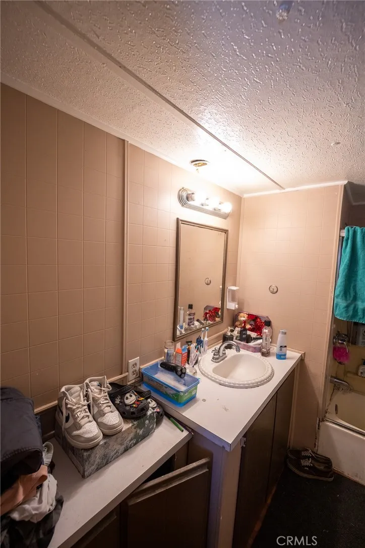 Additional image 75 of 26068 5th, San Bernardino, CA 92410