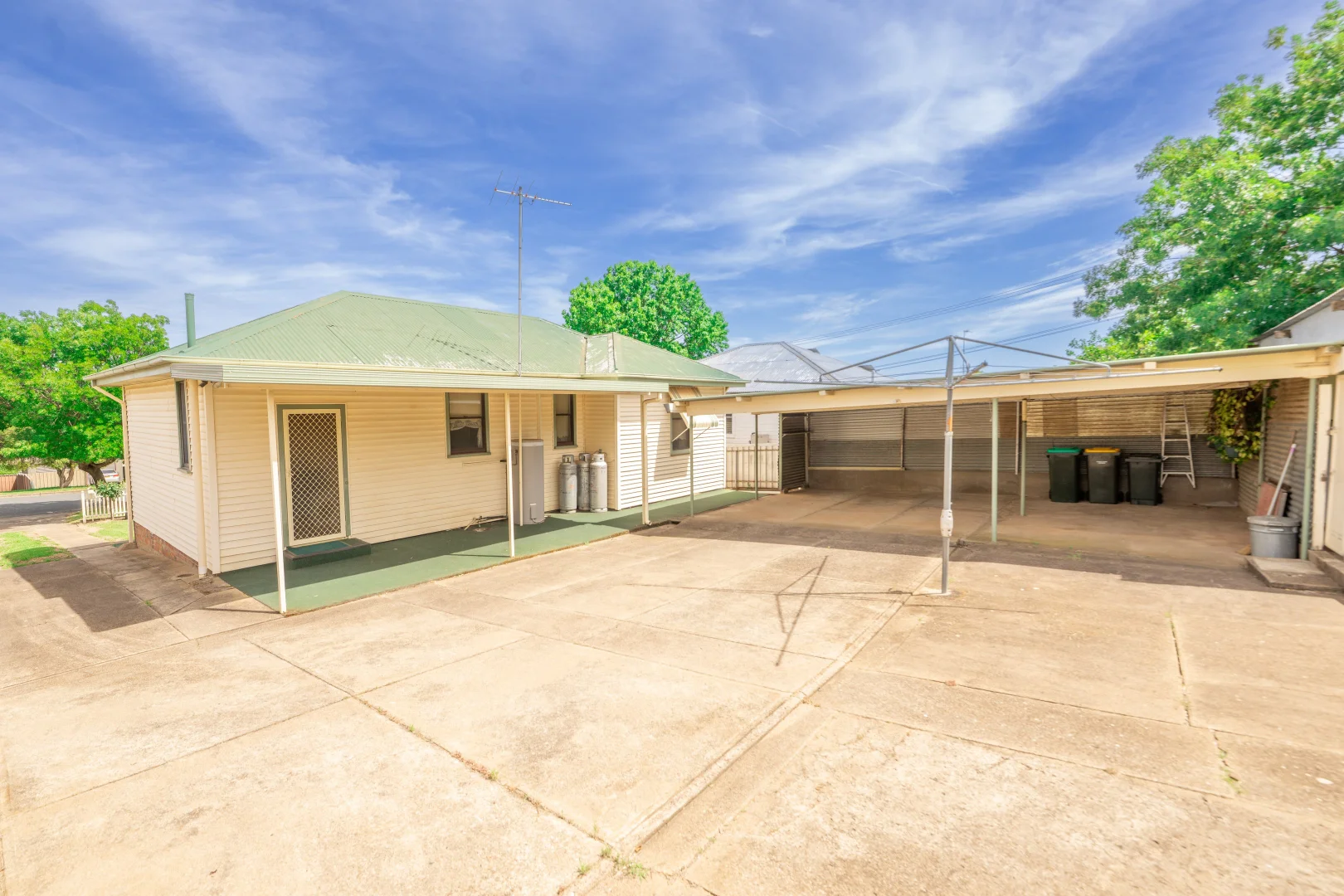 Additional image 6 of 24 Templemore Street, Young NSW 2594