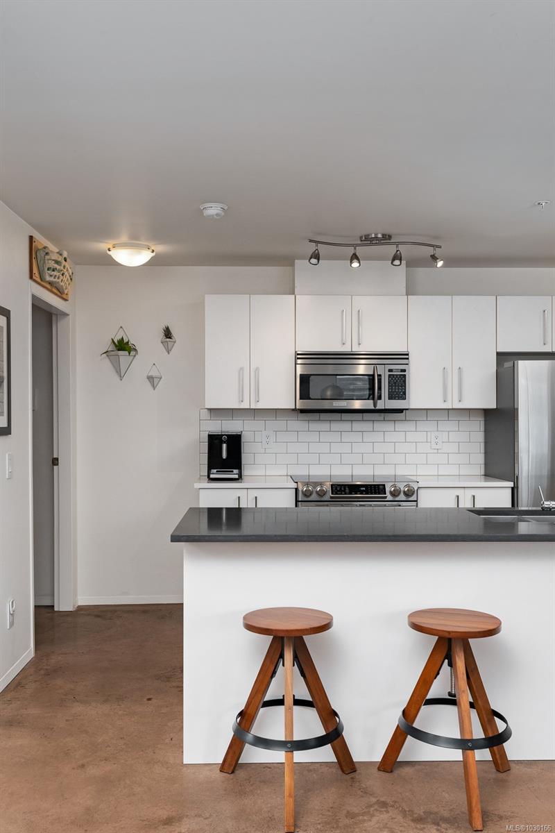 Additional image 3 of 205-932 Johnson Street, Victoria, BC, V8V 3N4