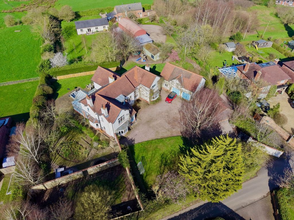 Additional image 2 of 5 bed detached house for salePear Tree Lane, Whitchurch SY13
