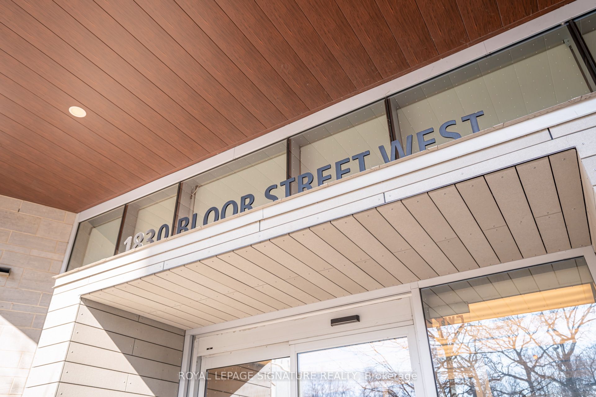 Additional image 4 of 836-1830 Bloor Street W, Toronto, ON, M6P 0A2