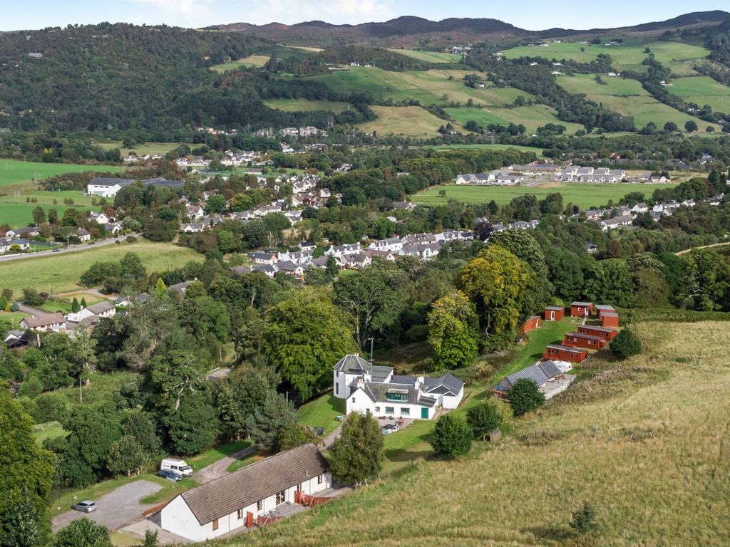 Country house for saleDrumnadrochit, Inverness IV63