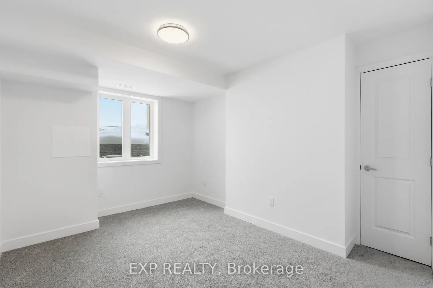 Additional image 12 of 1007 Silhouette Private