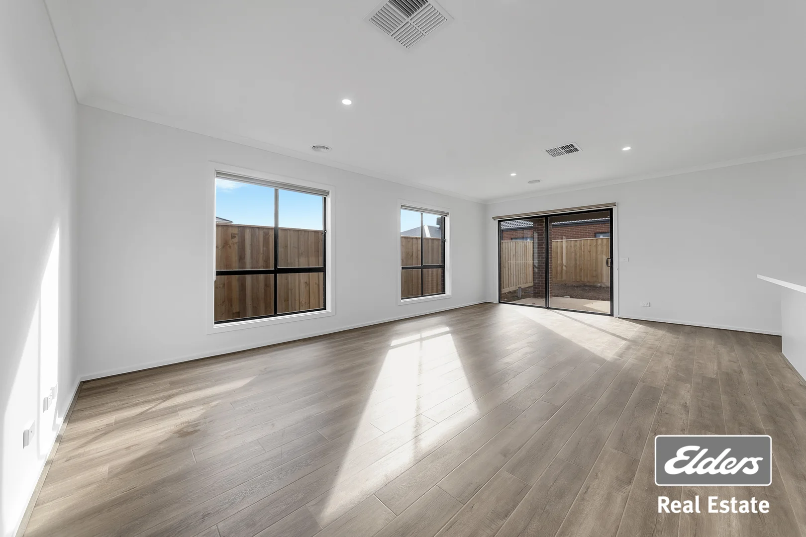 Additional image 10 of 28 Wondrous Boulevard, Tarneit VIC 3029