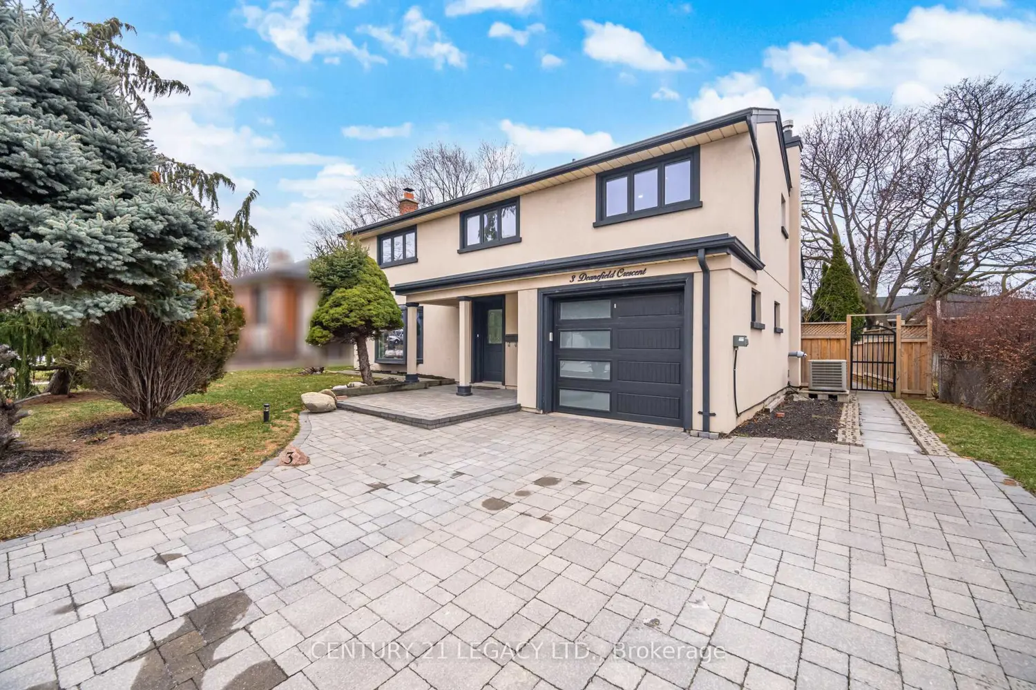 3 Deanefield Crescent