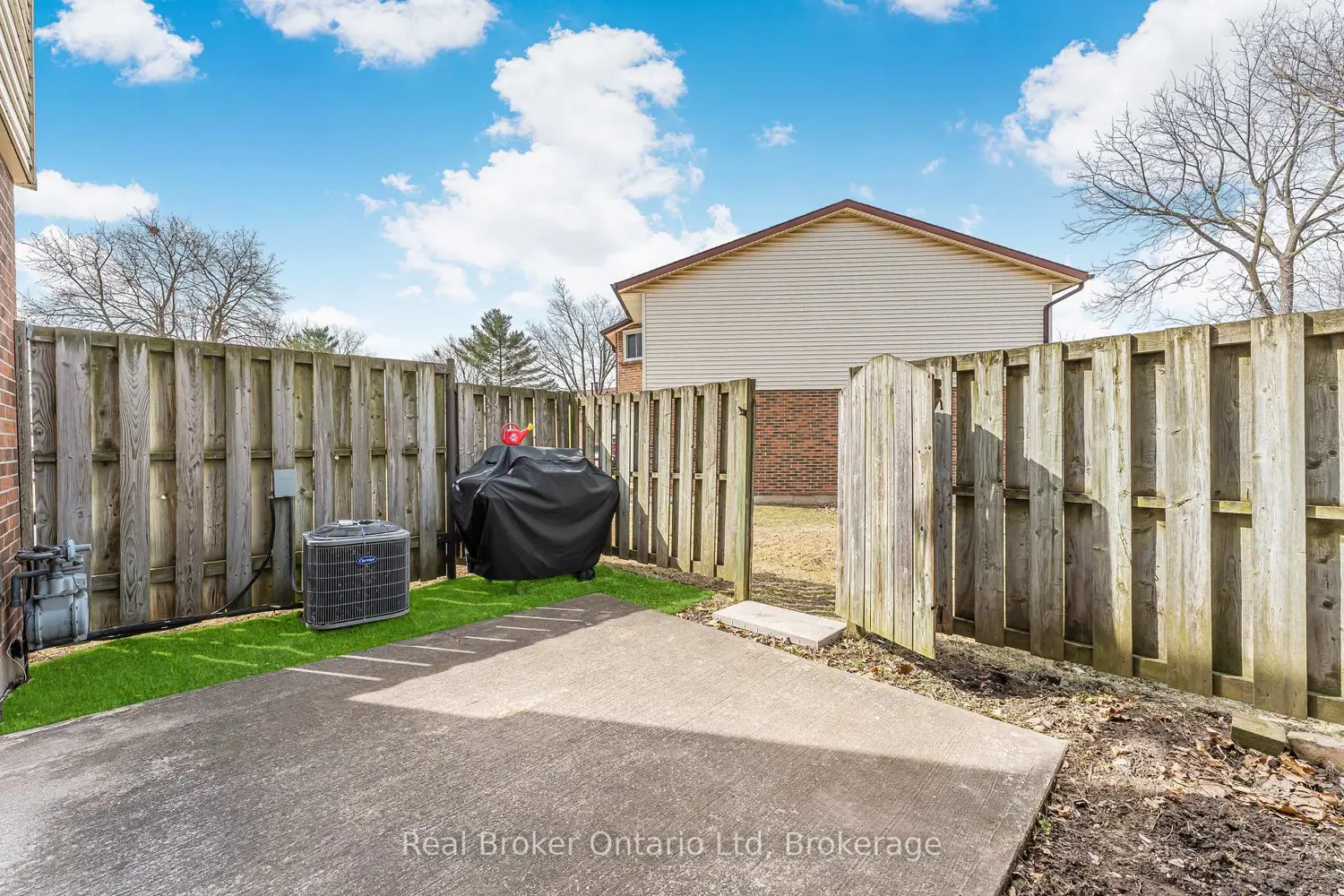 Additional image 18 of 5982 Dunn Street 8