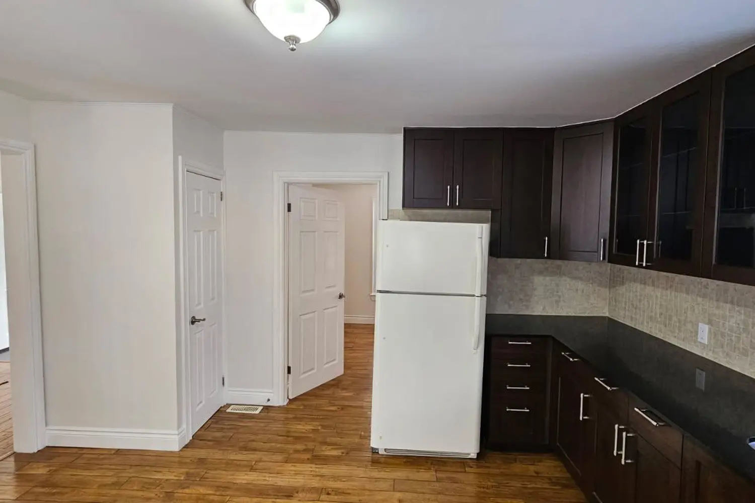 Additional image 8 of 4360 Petrolia Line