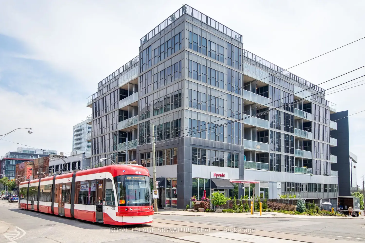 Additional image 15 of 625 Queen Street 211