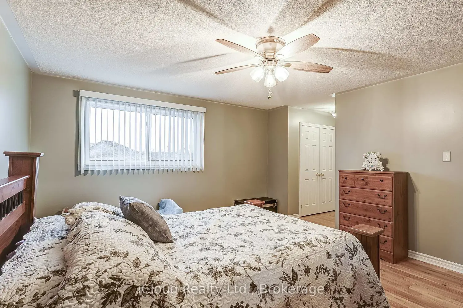 Additional image 8 of 9 Timothy Lane