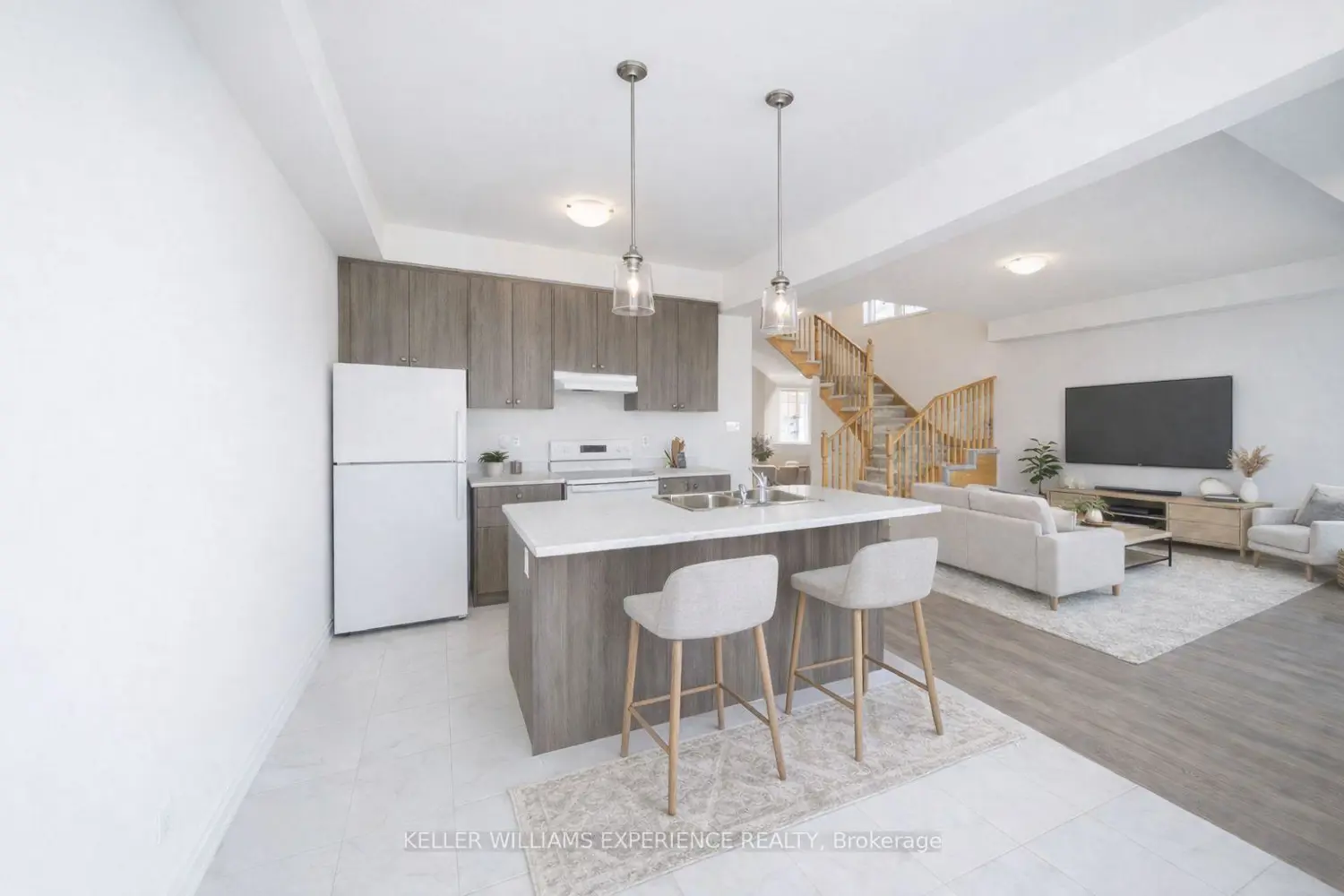 4 Shapira Avenue photo 4