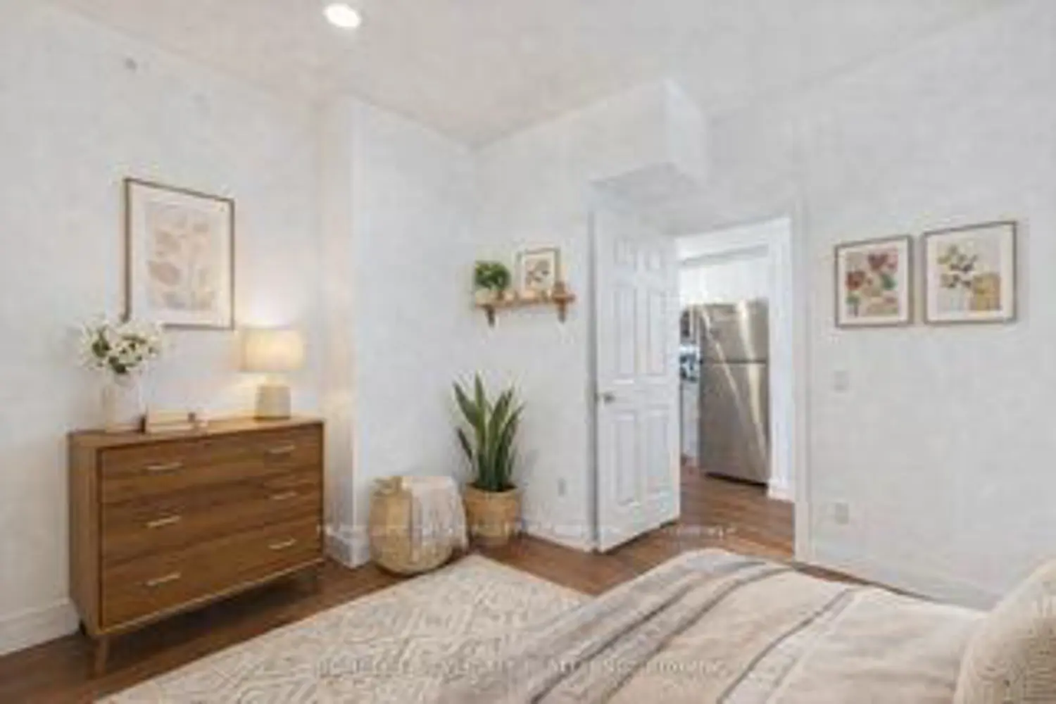 Additional image 4 of 1 Wellington Street 615