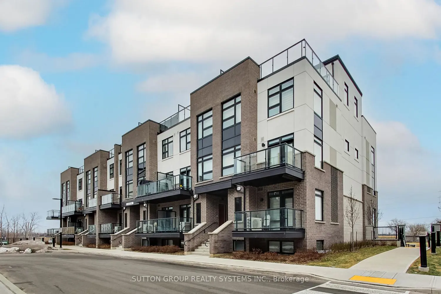 Additional image 2 of 1581 Rose Way 114