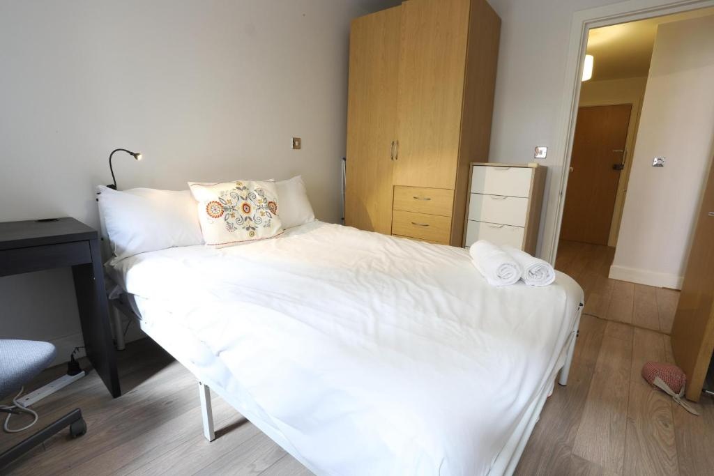 Additional image 13 of 2 Bed Flat, Upper Marshall Street, B1, N1 7GU