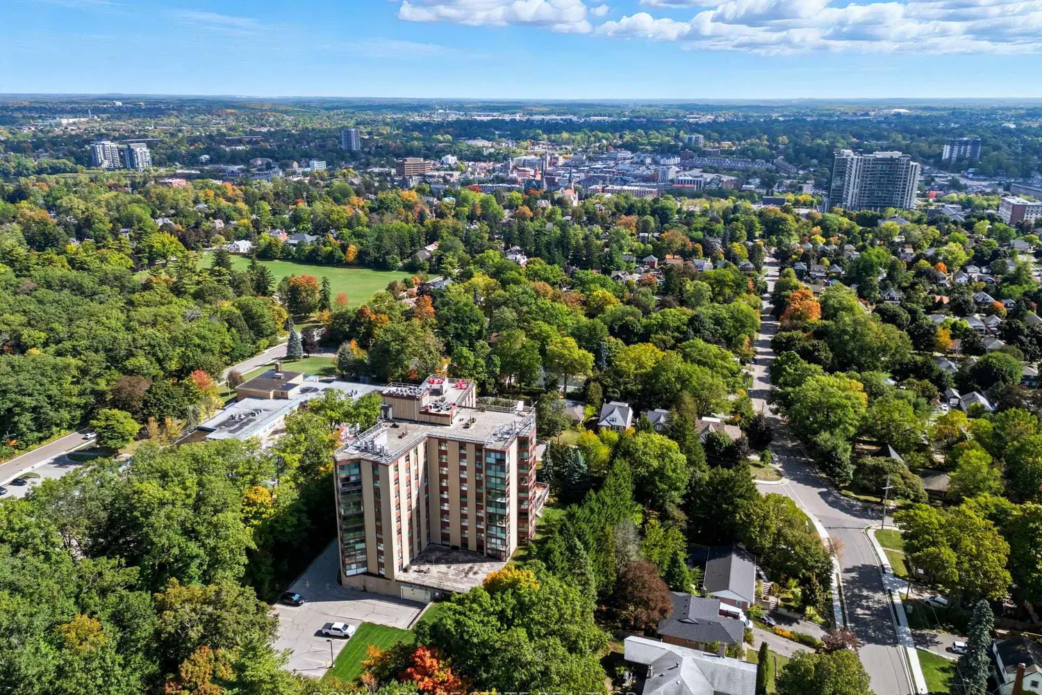 Additional image 19 of 20 Berkley Street 702