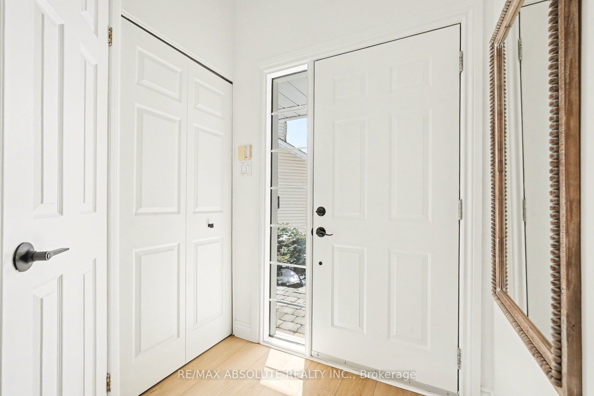 Additional image 3 of 23 Riverbank Court, Ottawa, ON, K2S 1V7
