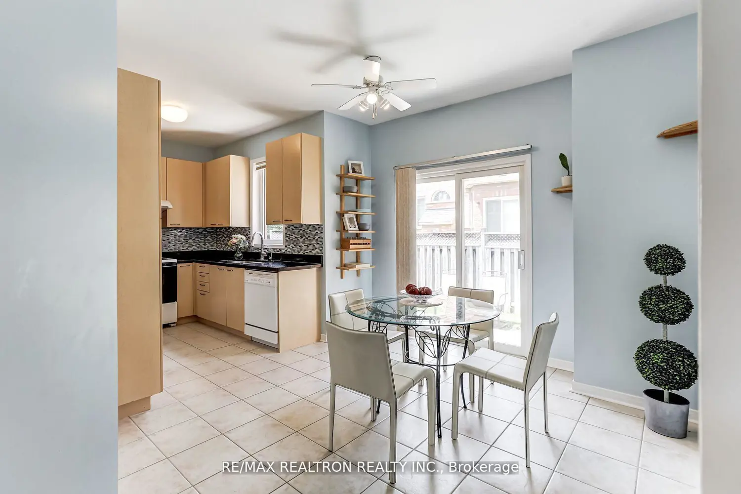 Additional image 5 of 61 Manorwood Drive