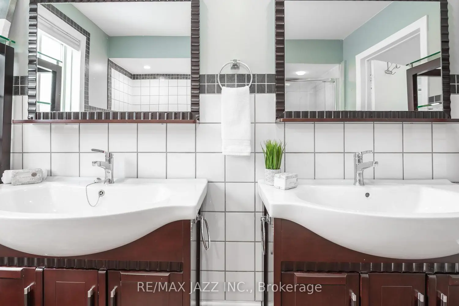 Additional image 15 of 48 Johnstone Lane