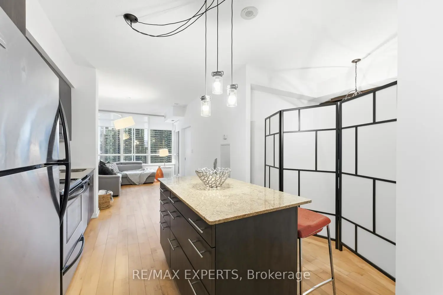 55 Bremner Boulevard 2405