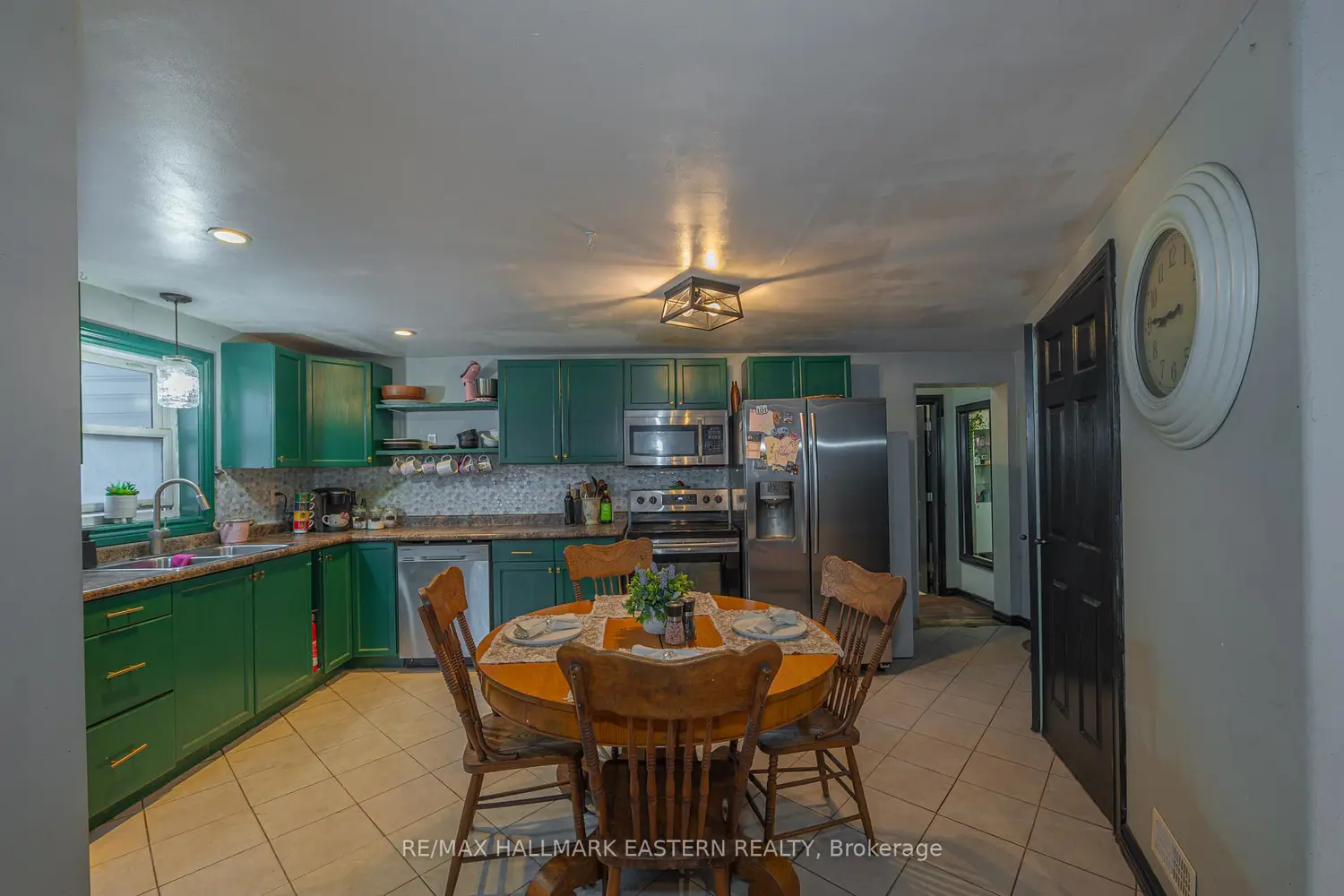 Additional image 5 of 1031 High Street