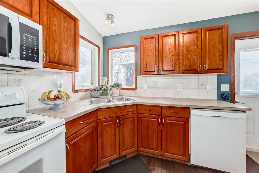 Additional image 5 of 35 Dentoom Close, Red Deer, AB, T4R 3H6