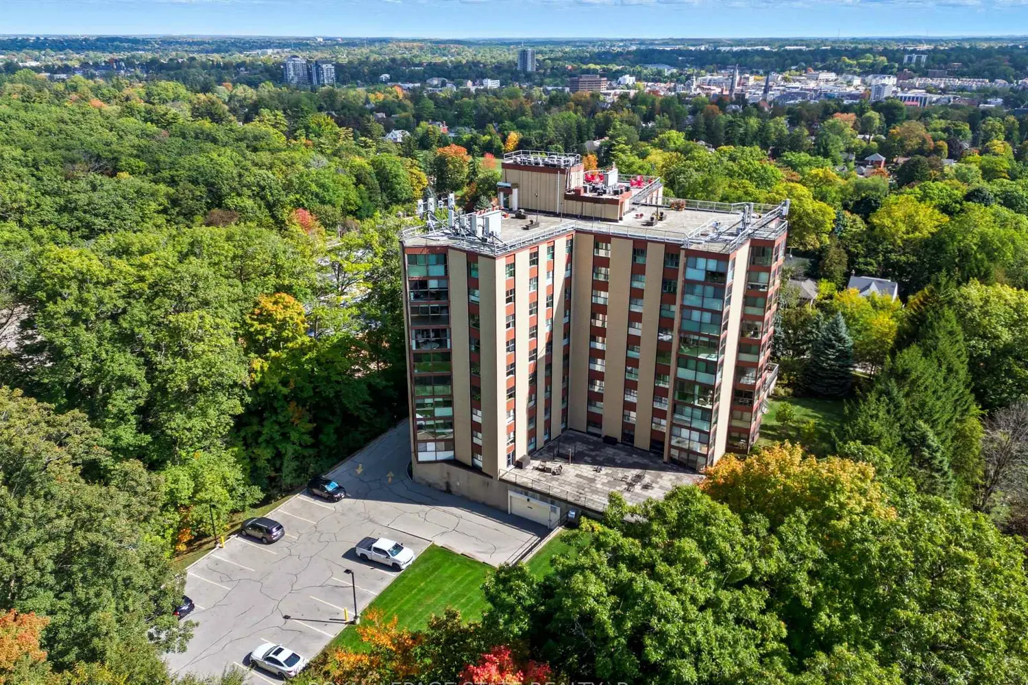 Additional image 17 of 20 Berkley Street 702