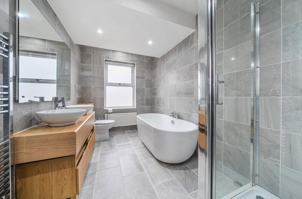 Additional image 3 of Castle Road, St. Albans