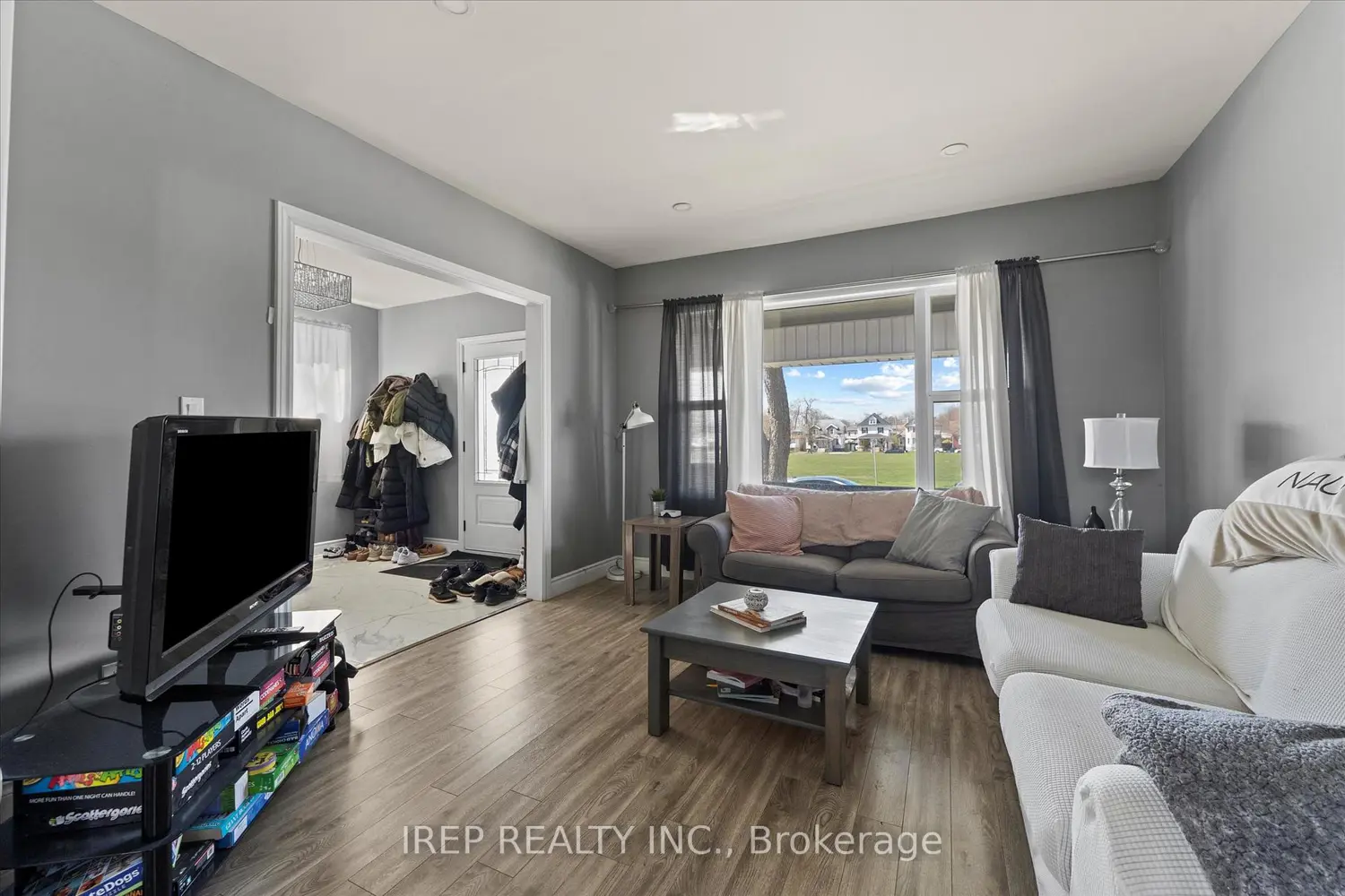 Additional image 5 of 394 Crawford Avenue